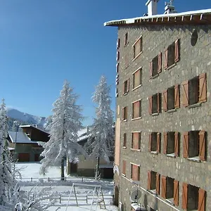 Le Chastellan Hotel
